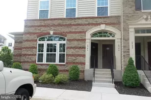 6946 Kona Dr, Gainesville, VA 20155 - Photo 1