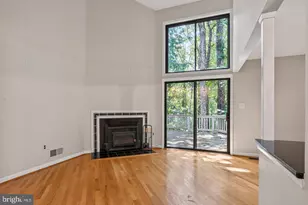 2609 Woodfern Ct, Woodbridge, VA 22192 - Photo 36