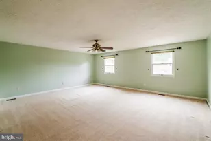 15074 Barkwood Dr, Woodbridge, VA 22193 - Photo 4