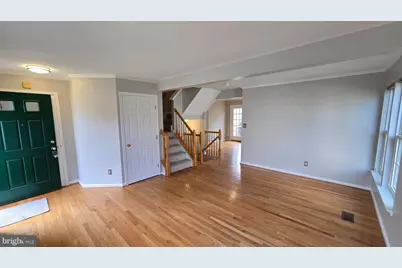 7044 Rogue Lane, Gainesville, VA 20155 - Photo 4