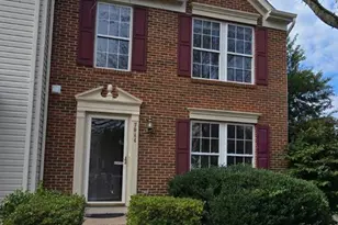 7044 Rogue Ln, Gainesville, VA 20155 - Photo 1