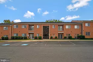 10604 Provincial Dr, Manassas, VA 20109 - Photo 2