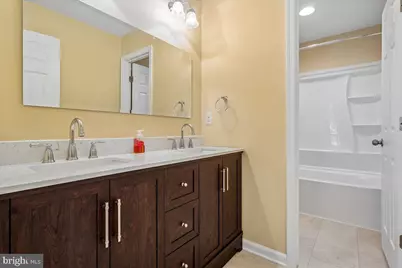 5580 Spriggs Meadow Drive, Woodbridge, VA 22193 - Photo 22