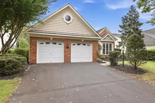 15584 Legacy Way, Haymarket, VA 20169 - Photo 2
