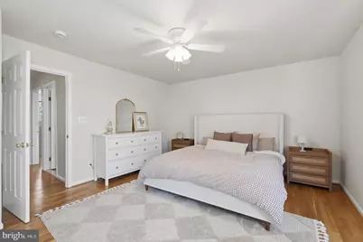 7049 Rogue Forest Lane, Gainesville, VA 20155 - Photo 18