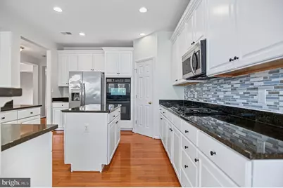 14566 Collingham Place, Gainesville, VA 20155 - Photo 6