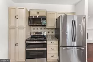 18301 Cabin Rd, Triangle, VA 22172 - Photo 16