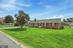 1103 Laurel St, Woodbridge, VA 22191 - Photo 4