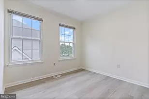 8025 Lantern Ct, Manassas, VA 20109 - Photo 24