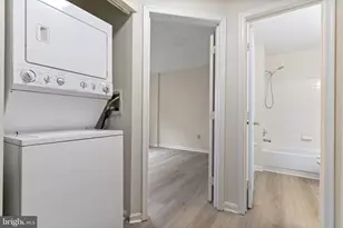 8025 Lantern Ct, Manassas, VA 20109 - Photo 18