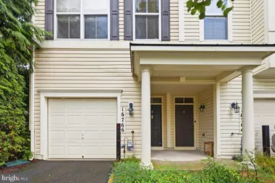 16766 Blackjack Oak Lane, Woodbridge, VA 22191 - Photo 2