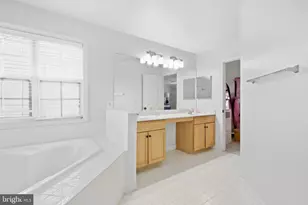 12905 Ness Hollow Ct, Bristow, VA 20136 - Photo 22