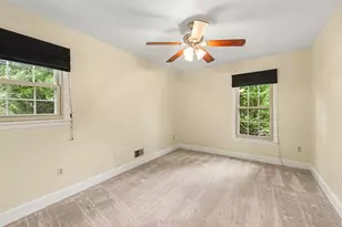 3210 Riverview Dr, Triangle, VA 22172 - Photo 26