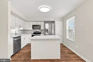 12955 Freestone Ct, Woodbridge, VA 22192 - Photo 10