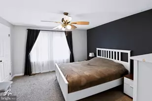12824 Frontier Ln, Woodbridge, VA 22192 - Photo 14