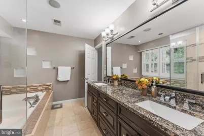 4921 Frishman Court, Woodbridge, VA 22193 - Photo 26