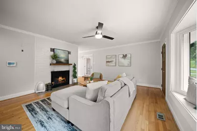 18323 Sharon Road, Triangle, VA 22172 - Photo 8
