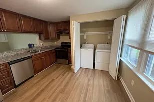 3447 Brookville Ln, Woodbridge, VA 22192 - Photo 2