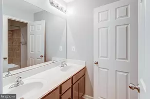 15420 Ann Arden Avenue, Woodbridge, VA 22193 - Photo 26