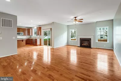 15420 Ann Arden Avenue, Woodbridge, VA 22193 - Photo 8
