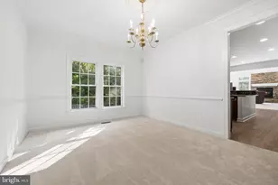 16653 Radcliffe Ln, Woodbridge, VA 22191 - Photo 14