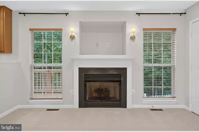 17208 Larkin Drive, Dumfries, VA 22026 - Photo 16