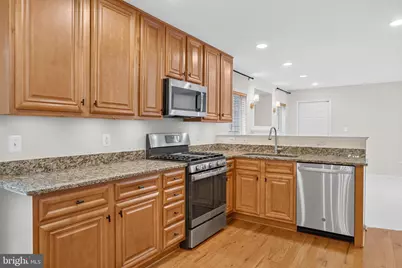 17208 Larkin Drive, Dumfries, VA 22026 - Photo 18