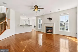 2440 Five Fathom Cir, Woodbridge, VA 22191 - Photo 16