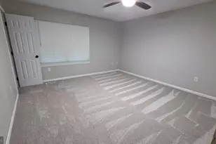 7337 Mariposa Dr, Manassas, VA 20112 - Photo 6