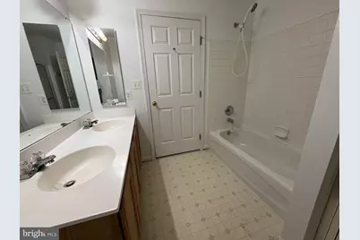 2085 Stargrass Court, Woodbridge, VA 22192 - Photo 16