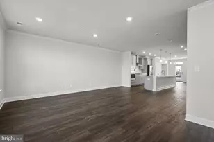 2323 Stephanie Tessa Ln, Woodbridge, VA 22191 - Photo 6