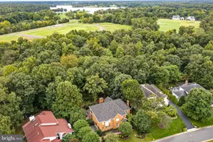 8085 Crooked Oaks Ct, Gainesville, VA 20155 - Photo 2