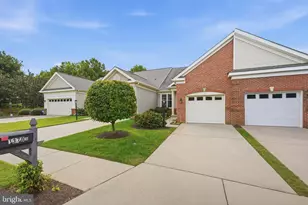 13705 Longmeade Ct, Gainesville, VA 20155 - Photo 2