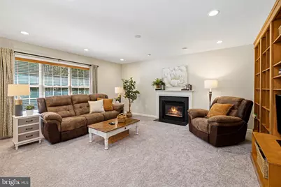 7727 Roseberry Farm Drive, Manassas, VA 20111 - Photo 20