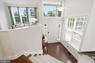 3297 Eagle Ridge Dr, Woodbridge, VA 22191 - Photo 2
