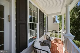 15418 Admiral Baker Cir, Haymarket, VA 20169 - Photo 4