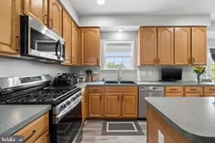 13270 Query Ln, Woodbridge, VA 22193 - Photo 14