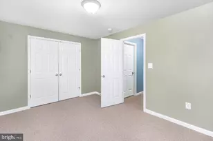 16104 Mountain Eagle Ct, Woodbridge, VA 22191 - Photo 4