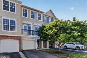15653 John Diskin Cir, Woodbridge, VA 22191 - Photo 4