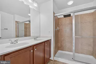 15653 John Diskin Cir, Woodbridge, VA 22191 - Photo 28