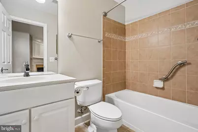 14614 Robin Glen Way, Woodbridge, VA 22191 - Photo 6