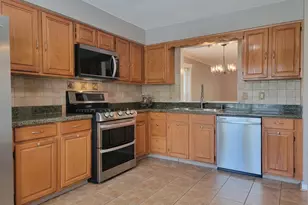 7843 Blue Gray Cir, Manassas, VA 20109 - Photo 8