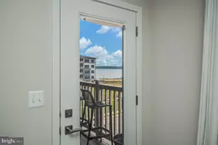 1611 Potomac Shores Pkwy, Dumfries, VA 22026 - Photo 10