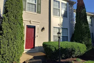 9055 Falcon Glen Ct, Bristow, VA 20136 - Photo 2