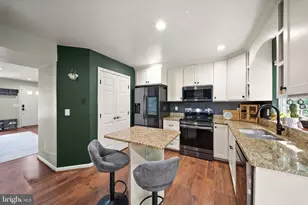 15588 Three Otters Pl, Manassas, VA 20112 - Photo 12