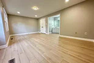12103 Salemtown Dr, Woodbridge, VA 22192 - Photo 14