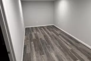 12212 Redwood Ct, Woodbridge, VA 22192 - Photo 6