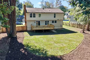 15177 Holleyside Dr, Dumfries, VA 22025 - Photo 6