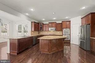 15198 Jennerette Ln, Woodbridge, VA 22193 - Photo 12