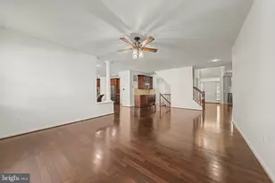 15198 Jennerette Ln, Woodbridge, VA 22193 - Photo 16